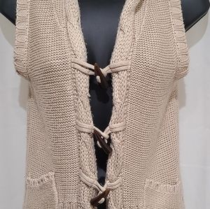 Cool Attitudes sleeveless sweater